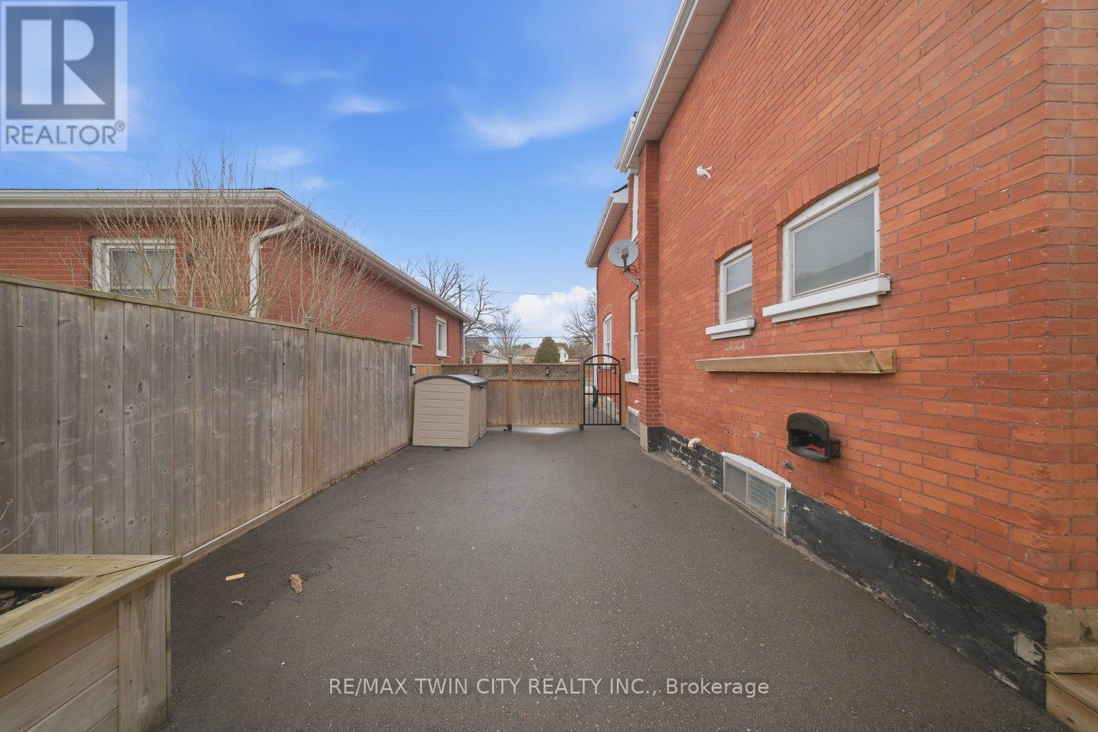 188 Grand River Avenue, Brantford, Ontario  N3T 4X9 - Photo 27 - X12915518