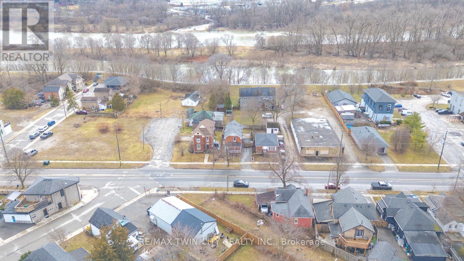 188 Grand River Avenue, Brantford, Ontario  N3T 4X9 - Photo 36 - X12915518