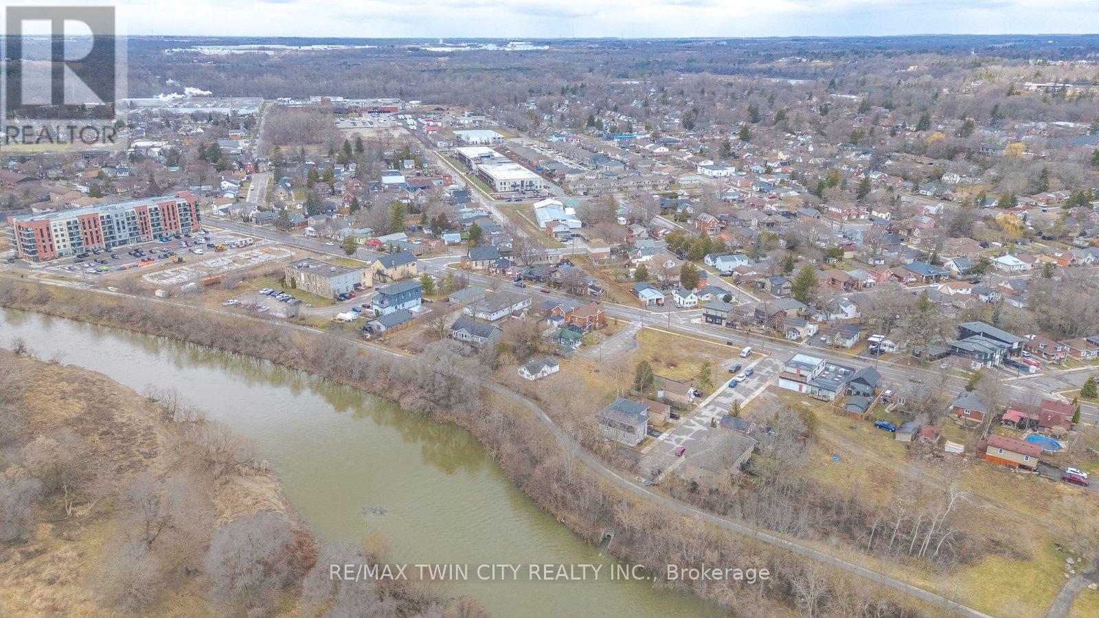 188 Grand River Avenue, Brantford, Ontario  N3T 4X9 - Photo 39 - X12915518