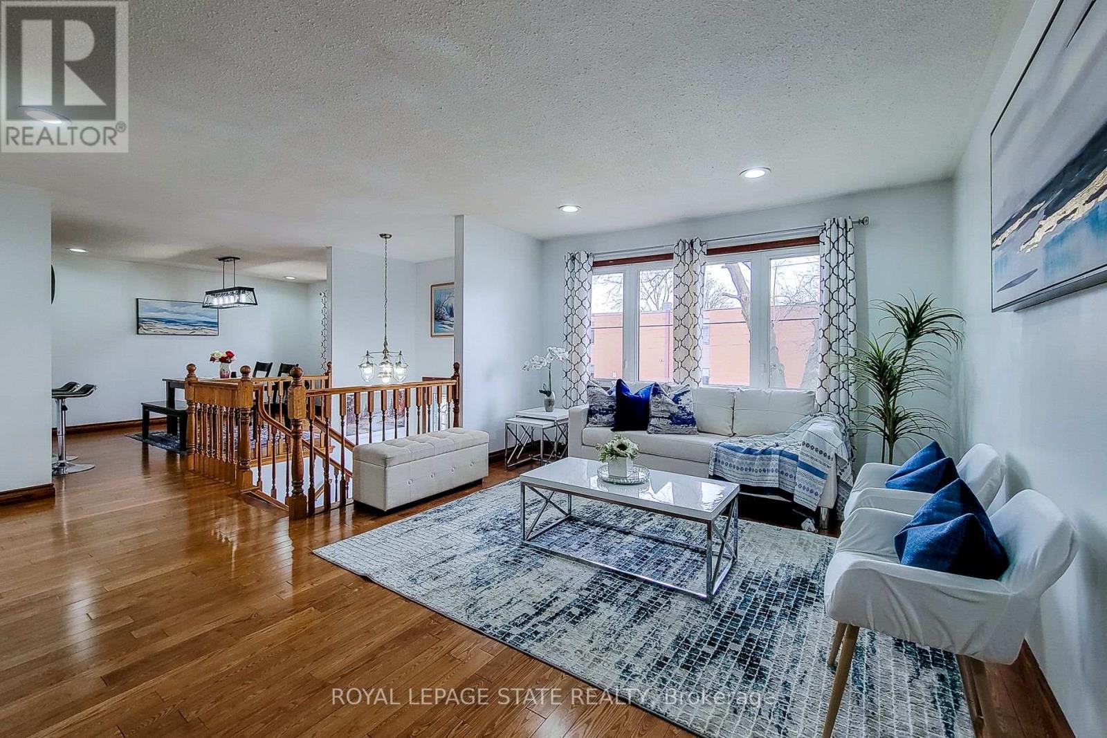 114 Juanita Drive, Hamilton, Ontario  L9C 2G3 - Photo 13 - X12915594