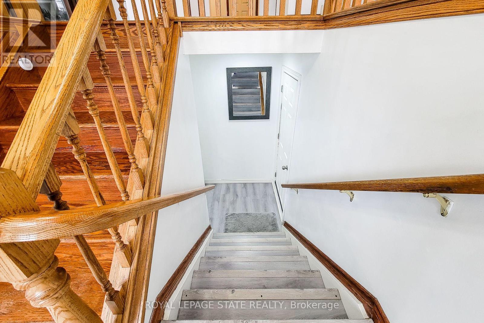 114 Juanita Drive, Hamilton, Ontario  L9C 2G3 - Photo 31 - X12915594