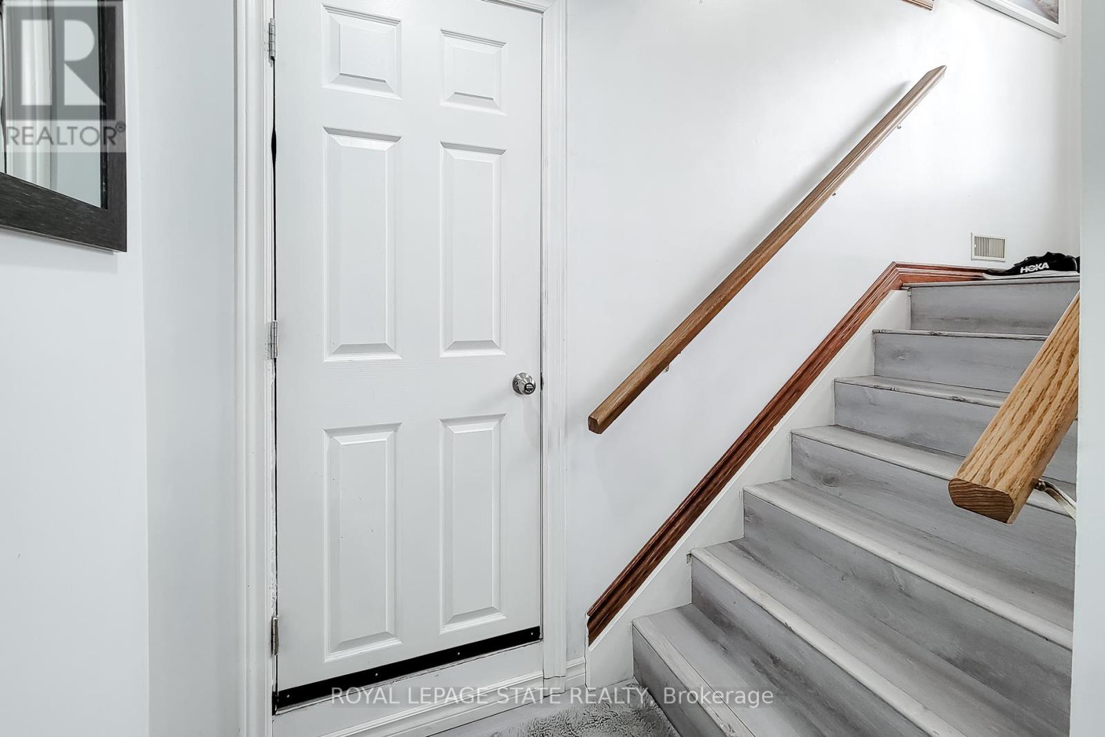 114 Juanita Drive, Hamilton, Ontario  L9C 2G3 - Photo 32 - X12915594