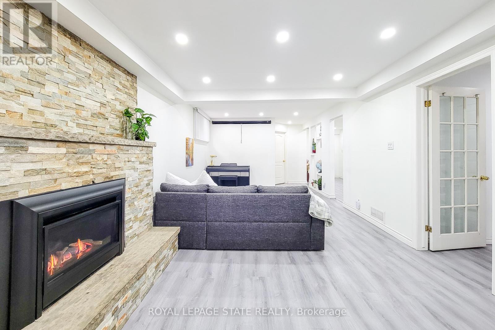 114 Juanita Drive, Hamilton, Ontario  L9C 2G3 - Photo 33 - X12915594