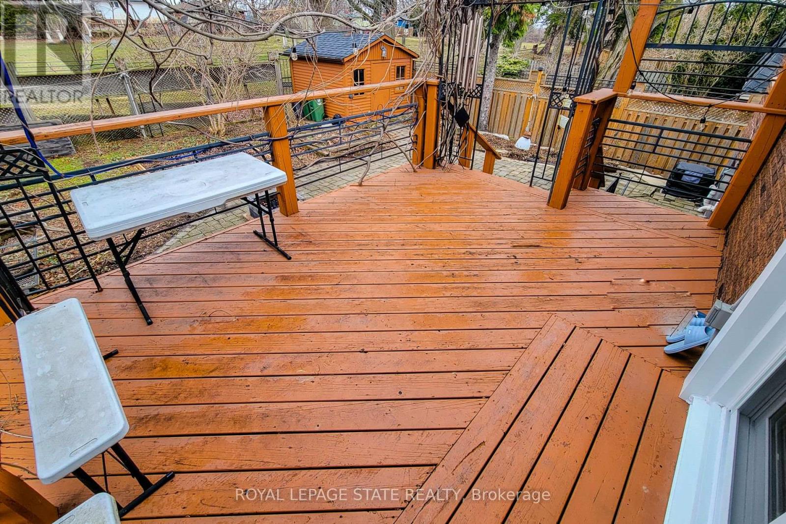 114 Juanita Drive, Hamilton, Ontario  L9C 2G3 - Photo 8 - X12915594