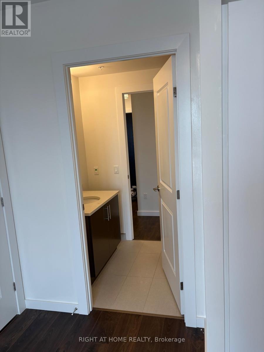 1103 - 181 King Street S, Kitchener, Ontario  N2J 1P7 - Photo 4 - X12915656