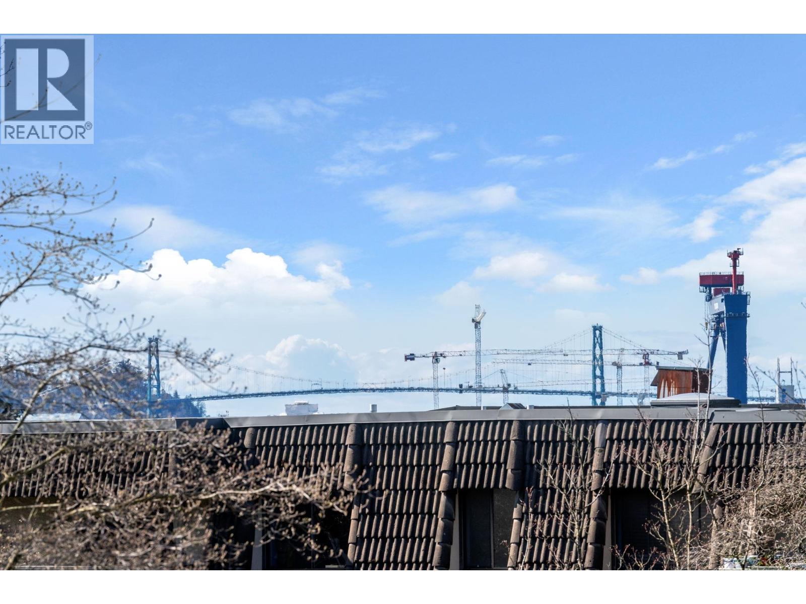 201 225 W 3rd Street, North Vancouver, British Columbia  V7M 1E9 - Photo 4 - R3102349