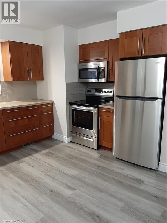 34 Elmwood Avenue Unit# 201, Cambridge, Ontario  N1R 4X9 - Photo 9 - 40813846