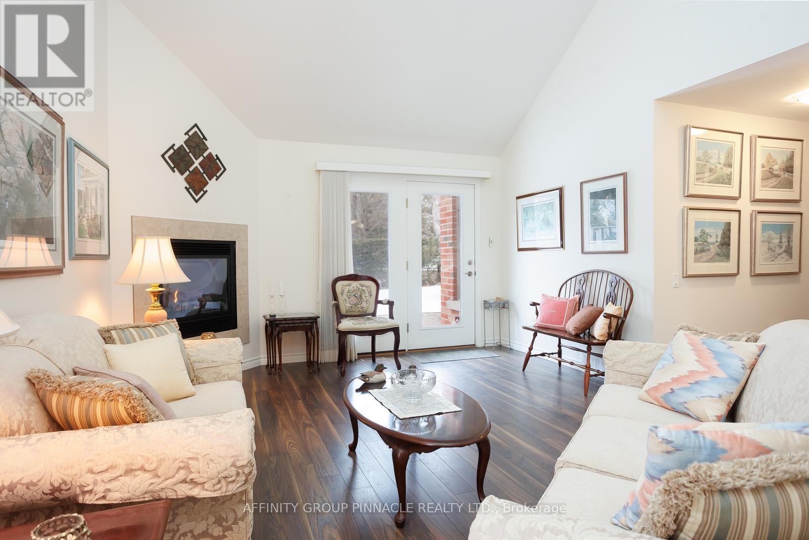 33 Green Arbour Way, Kawartha Lakes, Ontario  K9V 0E7 - Photo 13 - X12915702