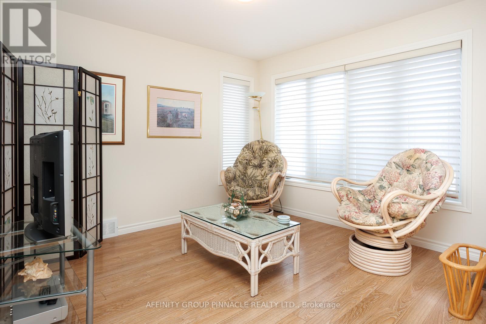 33 Green Arbour Way, Kawartha Lakes, Ontario  K9V 0E7 - Photo 19 - X12915702