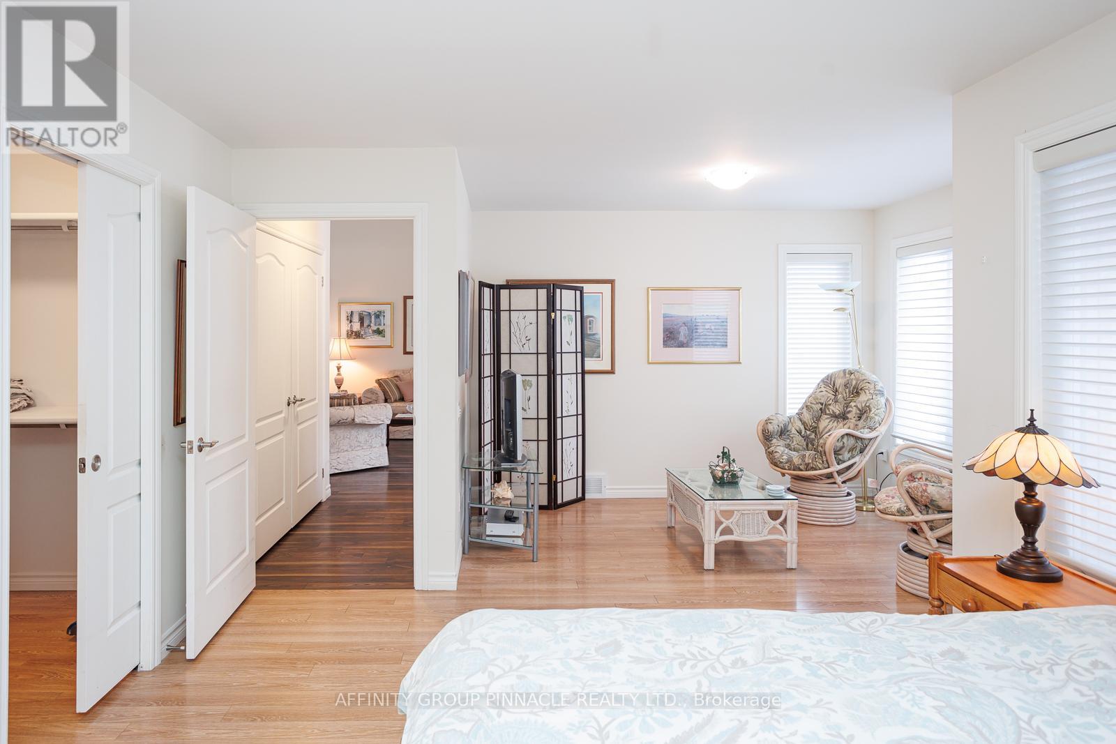 33 Green Arbour Way, Kawartha Lakes, Ontario  K9V 0E7 - Photo 20 - X12915702