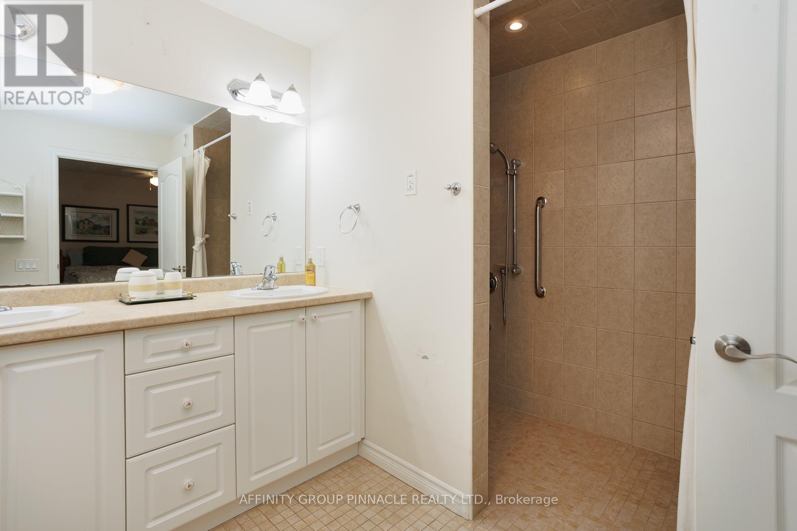 33 Green Arbour Way, Kawartha Lakes, Ontario  K9V 0E7 - Photo 23 - X12915702