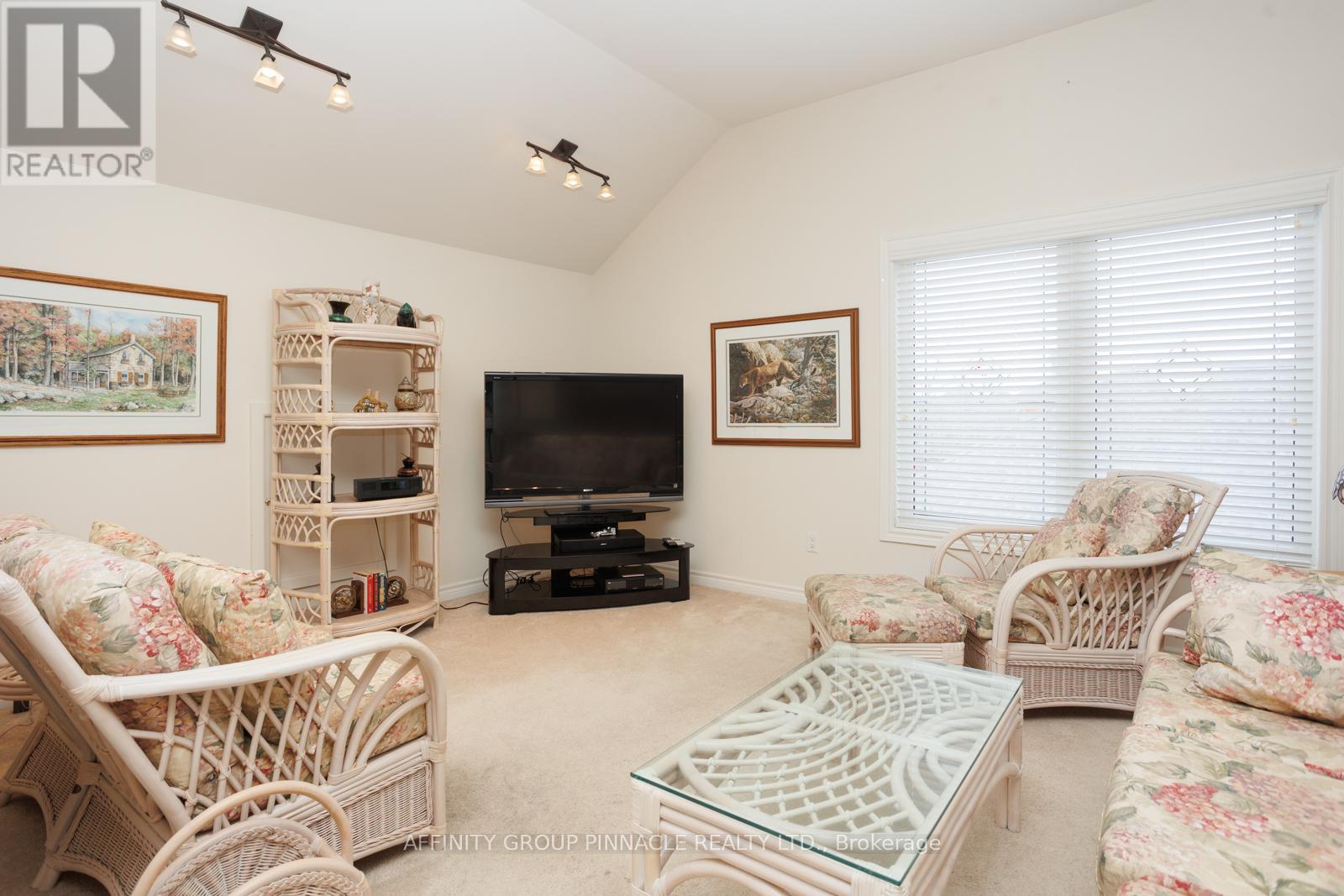 33 Green Arbour Way, Kawartha Lakes, Ontario  K9V 0E7 - Photo 26 - X12915702