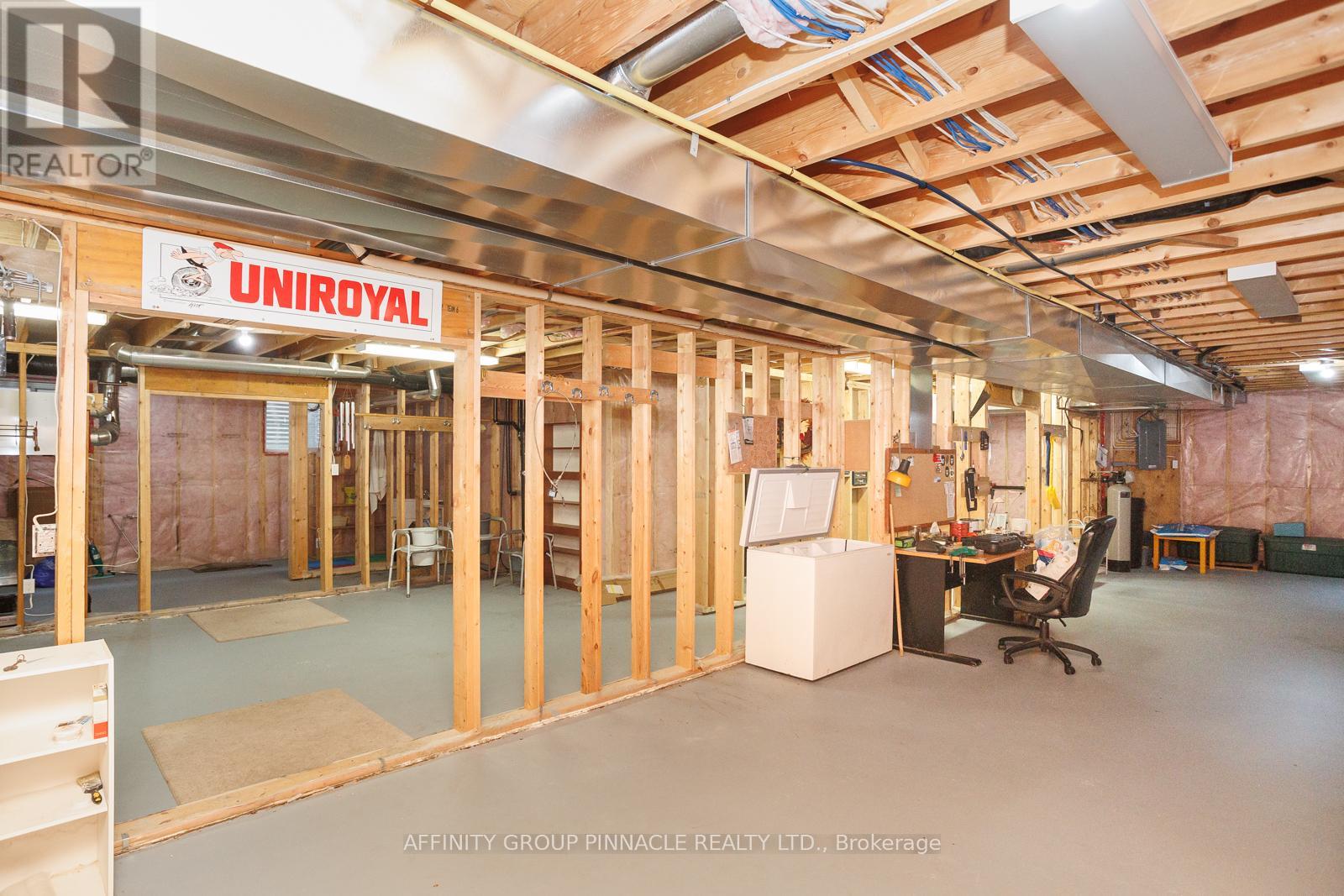 33 Green Arbour Way, Kawartha Lakes, Ontario  K9V 0E7 - Photo 36 - X12915702