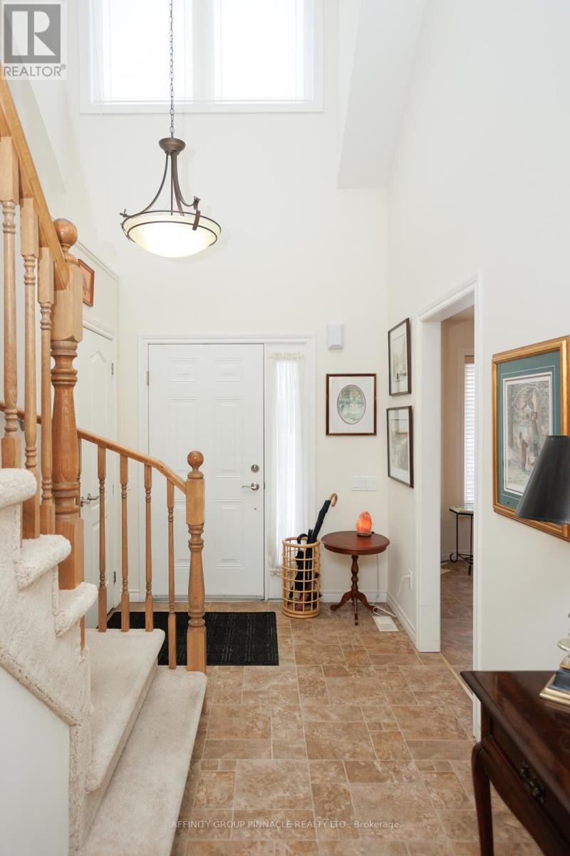 33 Green Arbour Way, Kawartha Lakes, Ontario  K9V 0E7 - Photo 5 - X12915702