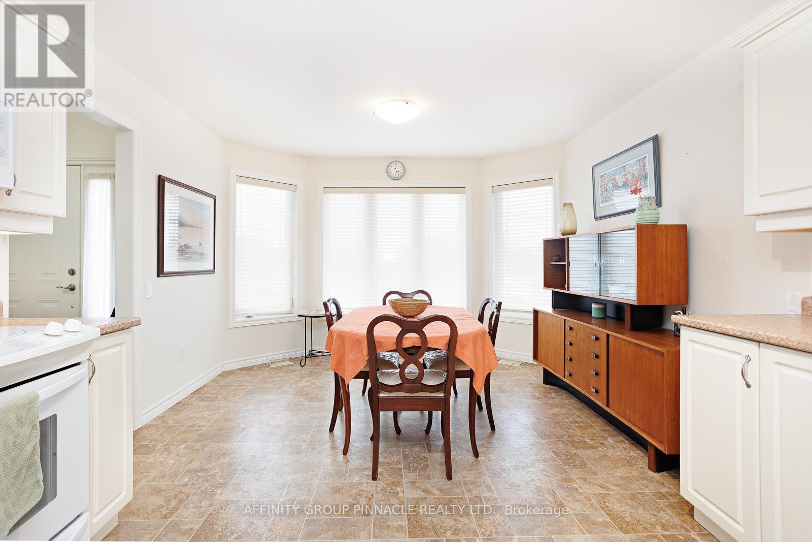 33 Green Arbour Way, Kawartha Lakes, Ontario  K9V 0E7 - Photo 8 - X12915702