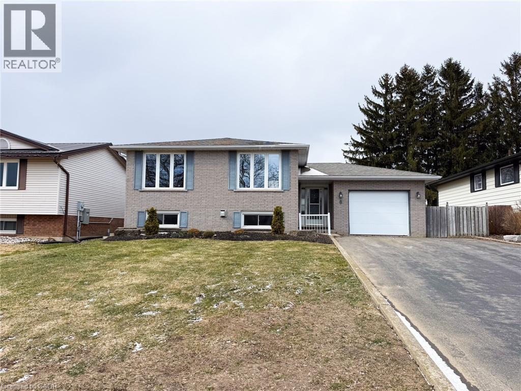 8 ROSS Street, Waterford, Ontario