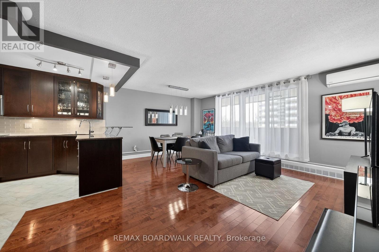 704 - 1785 Frobisher Lane, Ottawa, Ontario  K1G 3T7 - Photo 6 - X12915712