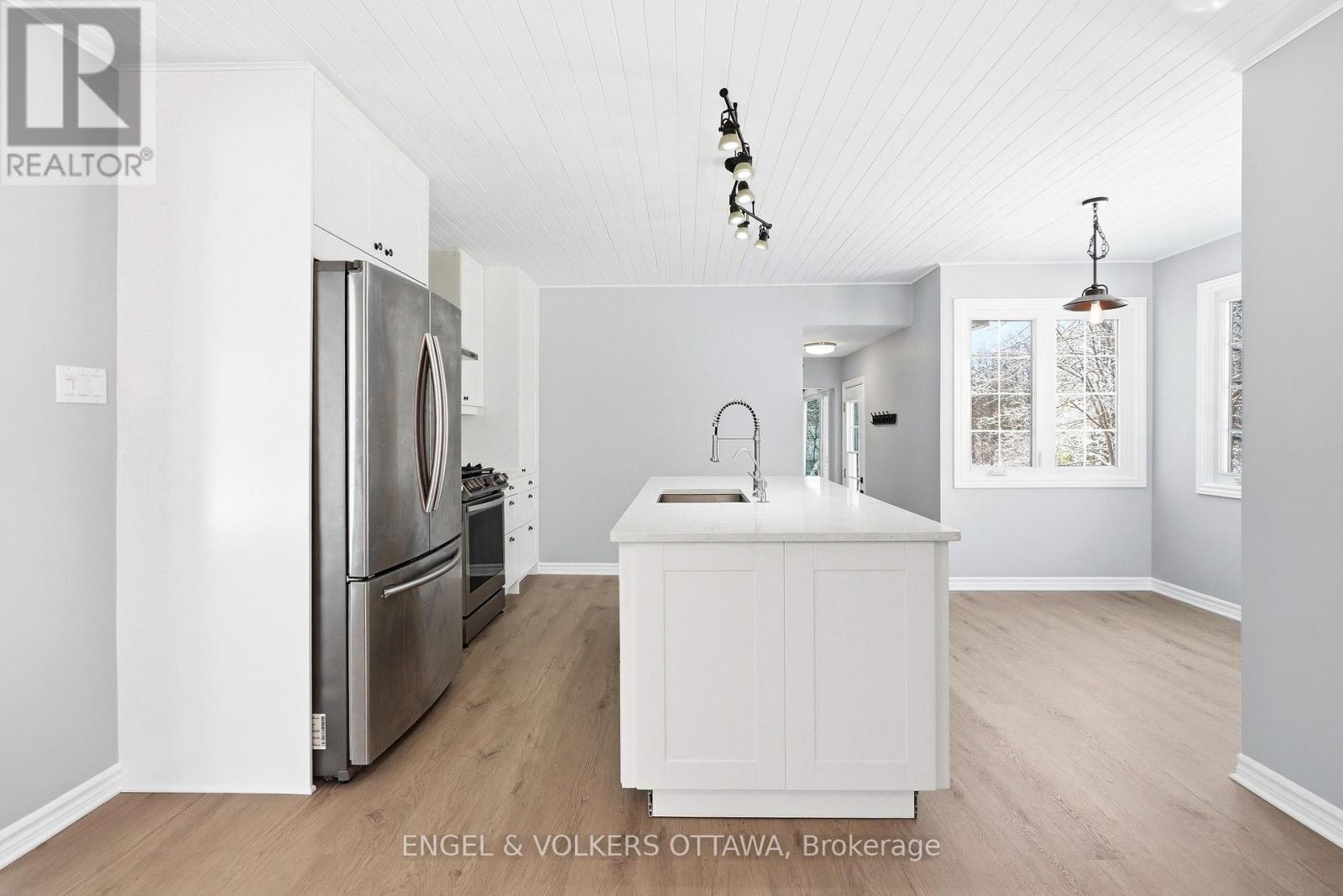 3415 Torbolton Ridge Road, Ottawa, Ontario  K0A 3M0 - Photo 16 - X12915724