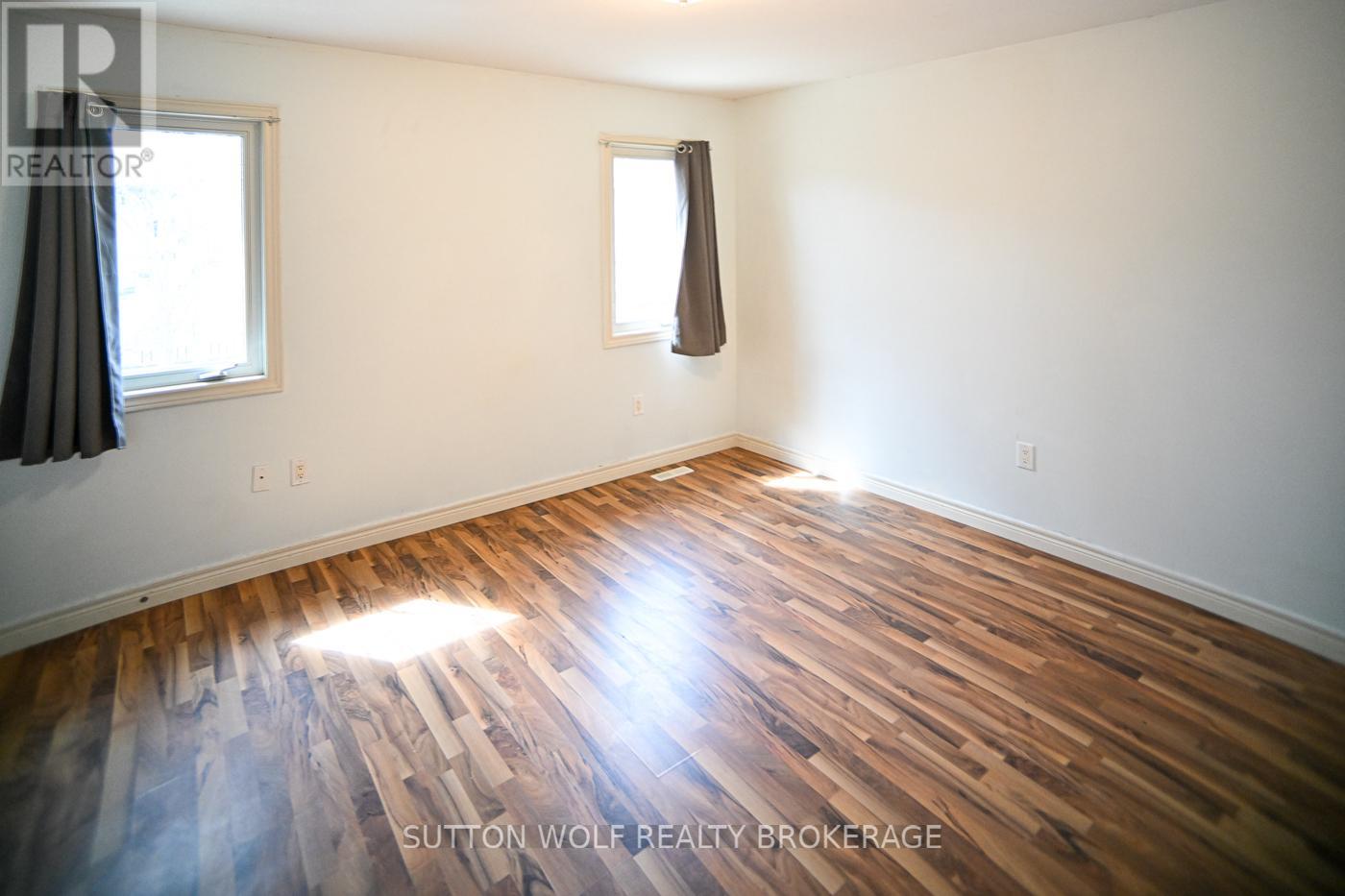 68 Bridle Path, Strathroy-Caradoc, Ontario  N7G 4M1 - Photo 13 - X12915726