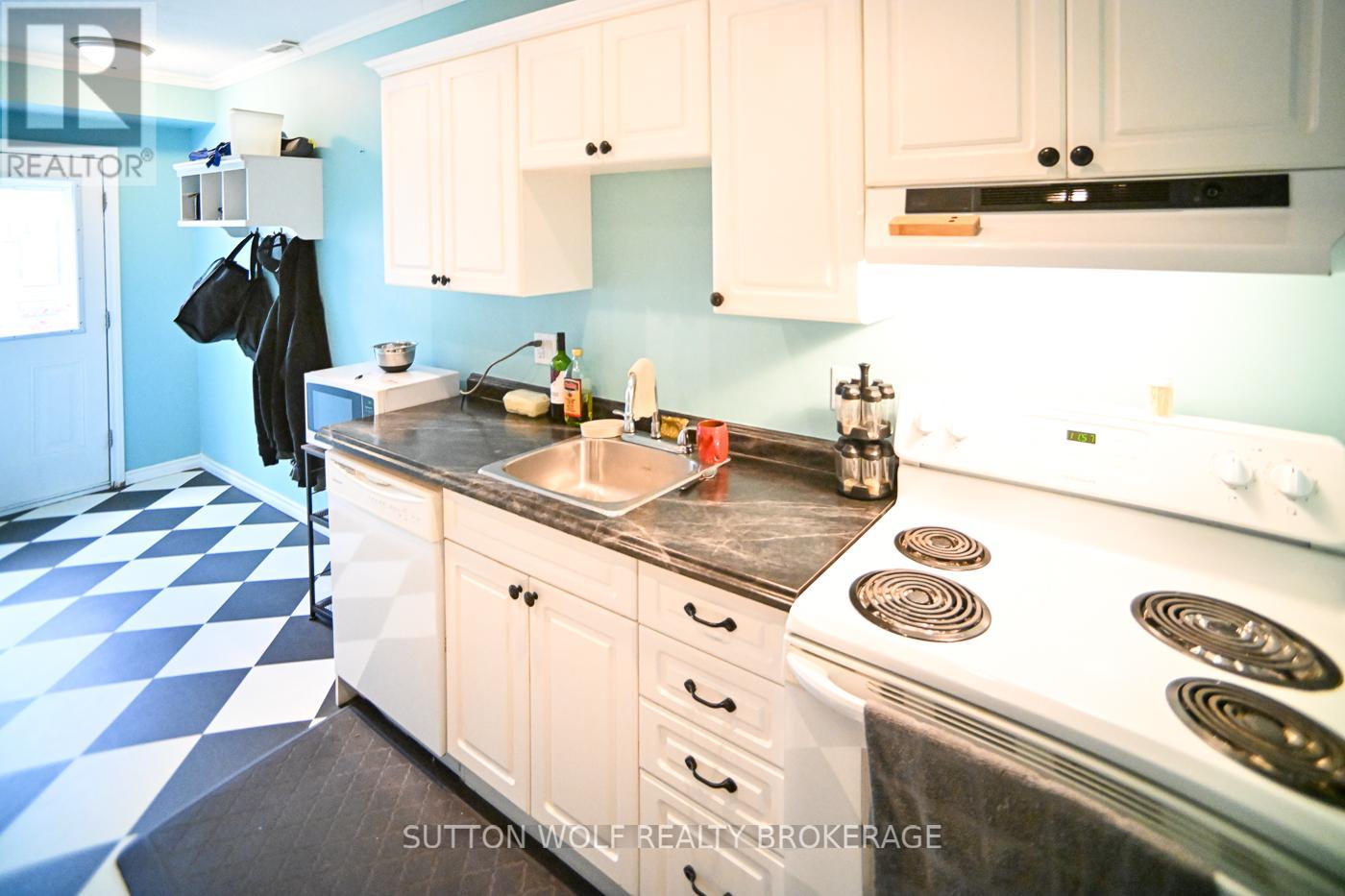 68 Bridle Path, Strathroy-Caradoc, Ontario  N7G 4M1 - Photo 22 - X12915726