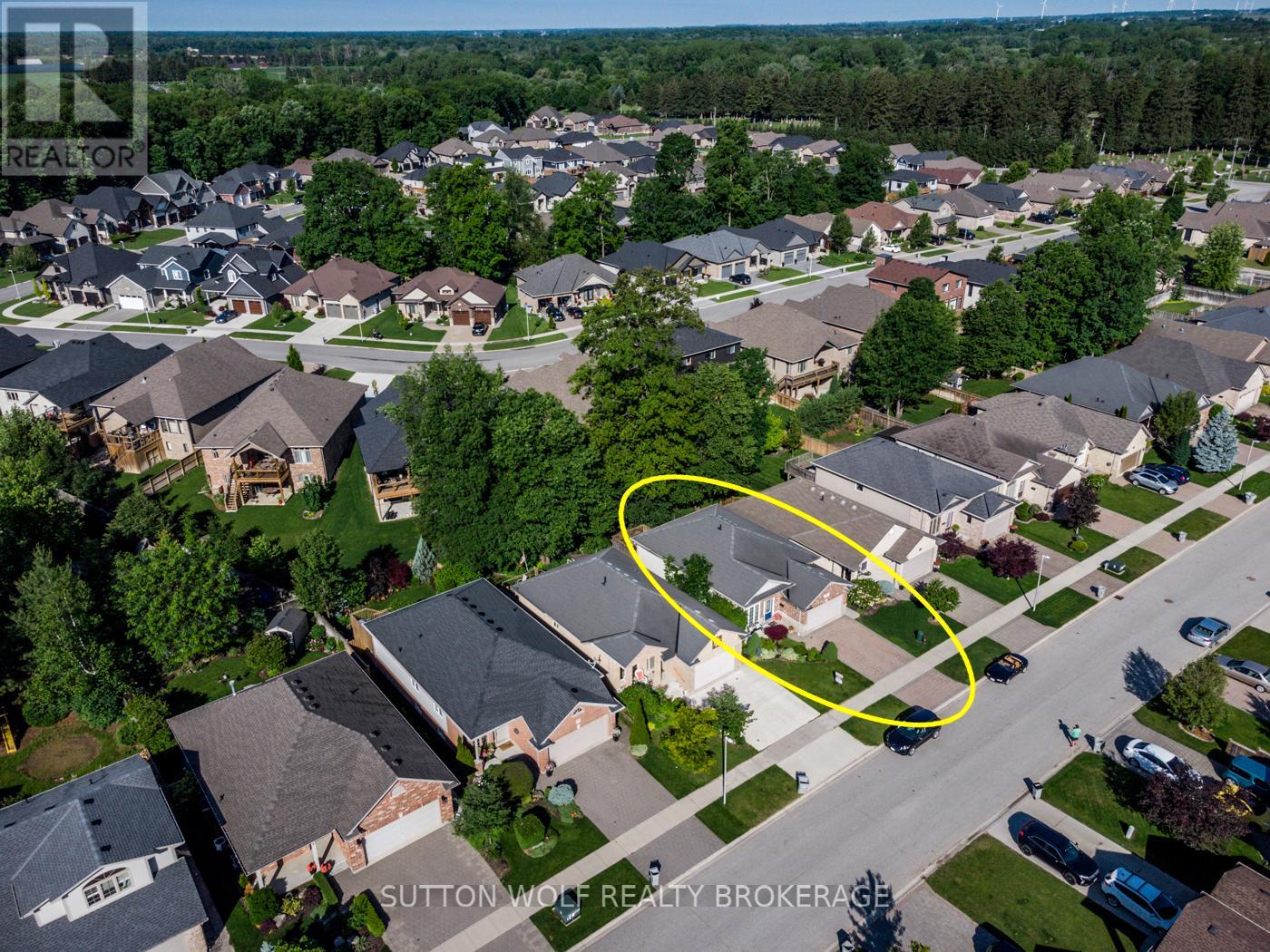 68 Bridle Path, Strathroy-Caradoc, Ontario  N7G 4M1 - Photo 43 - X12915726