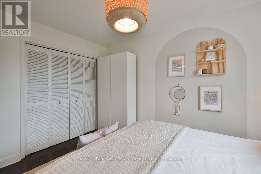 177 Cameron Avenue, Toronto, Ontario  M6M 1R8 - Photo 19 - W12915700