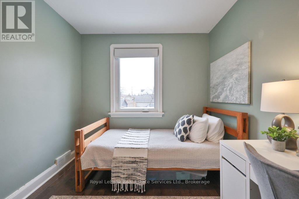 177 Cameron Avenue, Toronto, Ontario  M6M 1R8 - Photo 22 - W12915700