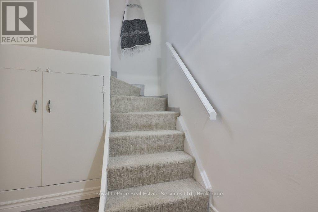 177 Cameron Avenue, Toronto, Ontario  M6M 1R8 - Photo 25 - W12915700