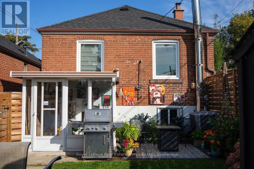 177 Cameron Avenue, Toronto, Ontario  M6M 1R8 - Photo 36 - W12915700