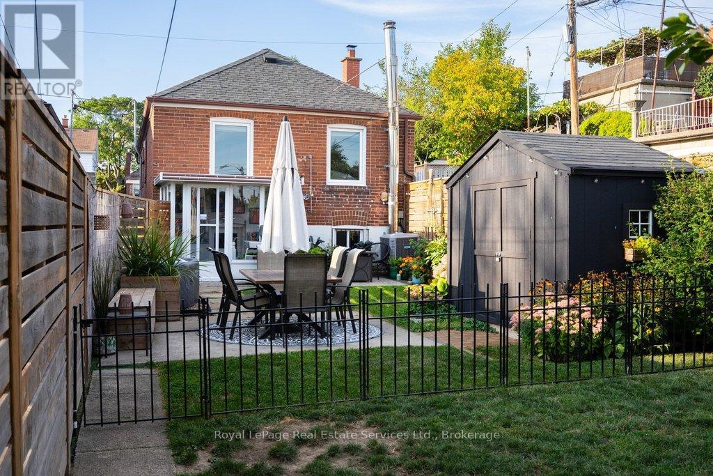 177 Cameron Avenue, Toronto, Ontario  M6M 1R8 - Photo 38 - W12915700