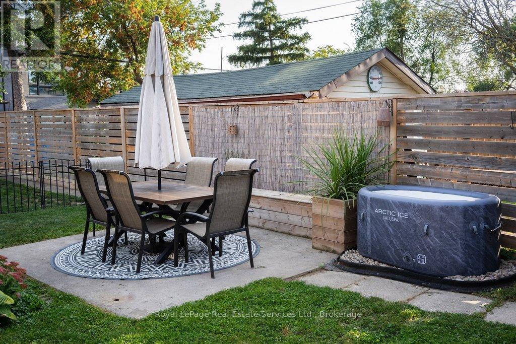 177 Cameron Avenue, Toronto, Ontario  M6M 1R8 - Photo 42 - W12915700