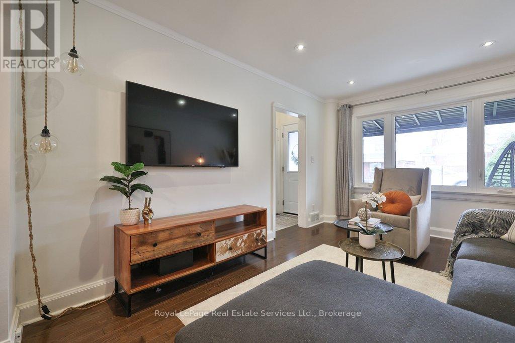 177 Cameron Avenue, Toronto, Ontario  M6M 1R8 - Photo 8 - W12915700