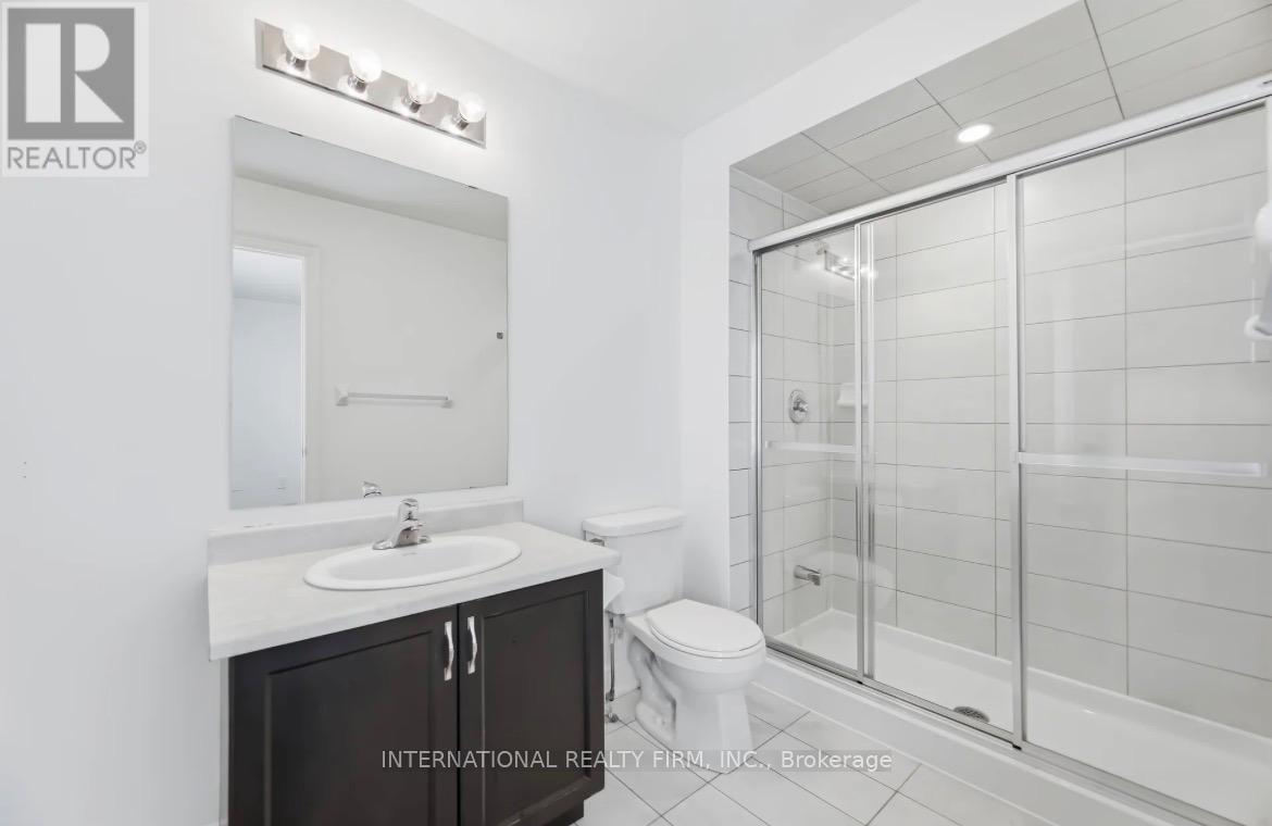 221 Etheridge Avenue N, Milton (Fo Ford), Ontario  L9E 1H6 - Photo 37 - W12912908