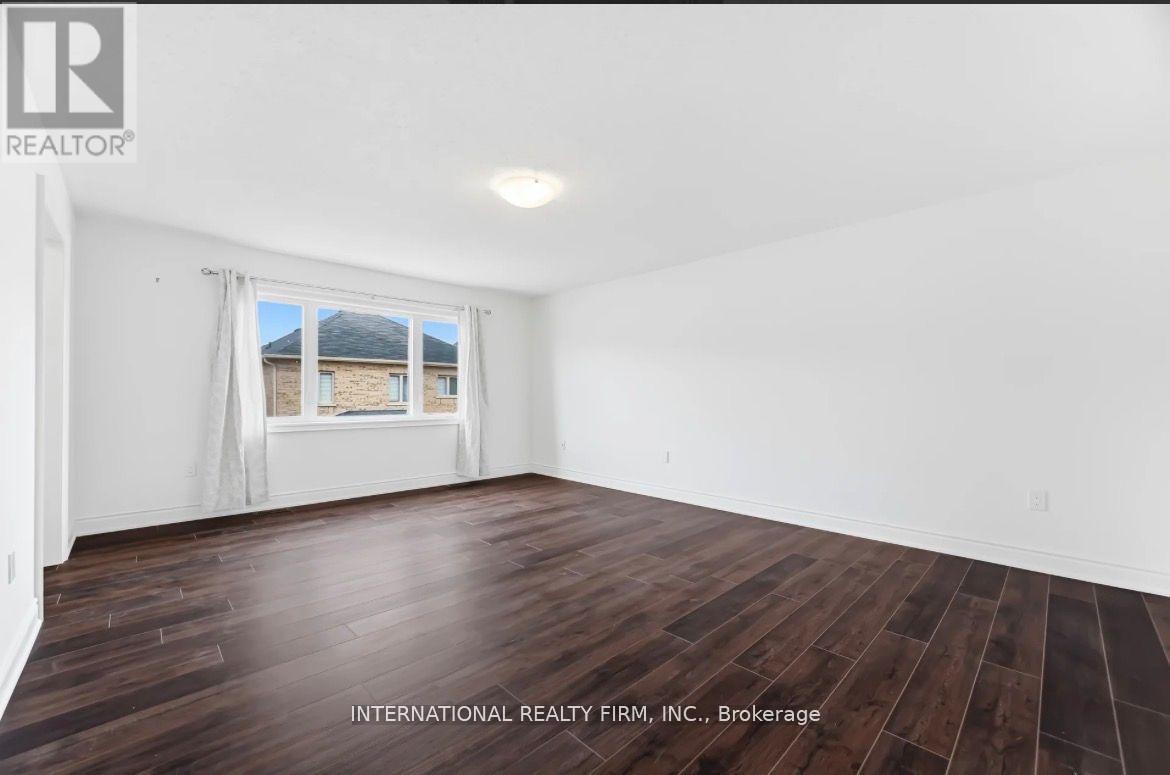 221 Etheridge Avenue N, Milton (Fo Ford), Ontario  L9E 1H6 - Photo 22 - W12912908