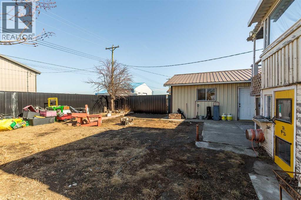 553 11 Street, Fort Macleod, Alberta  T0L 0Z0 - Photo 28 - A2292036