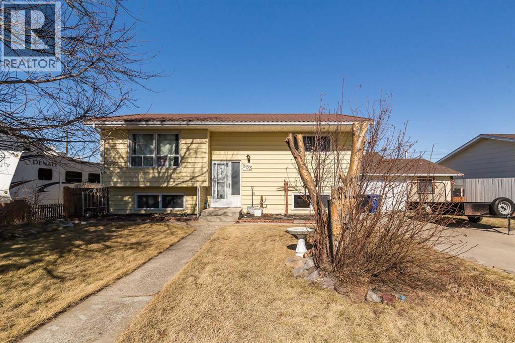 553 11 Street, Fort Macleod, Alberta  T0L 0Z0 - Photo 2 - A2292036