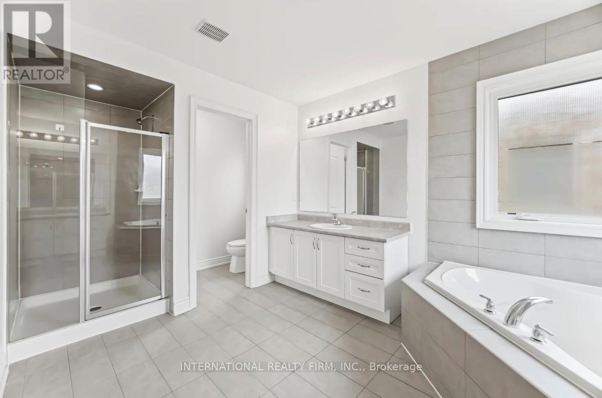 221 Etheridge Avenue N, Milton (Fo Ford), Ontario  L9E 1H6 - Photo 25 - W12912908