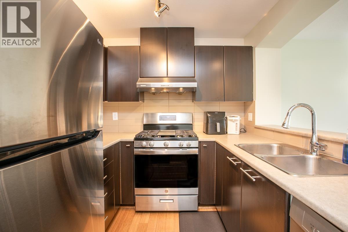 401 9319 University Crescent, Burnaby, British Columbia  V5A 4Y5 - Photo 8 - R3102941