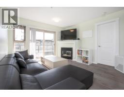 401 9319 UNIVERSITY CRESCENT, Burnaby, British Columbia