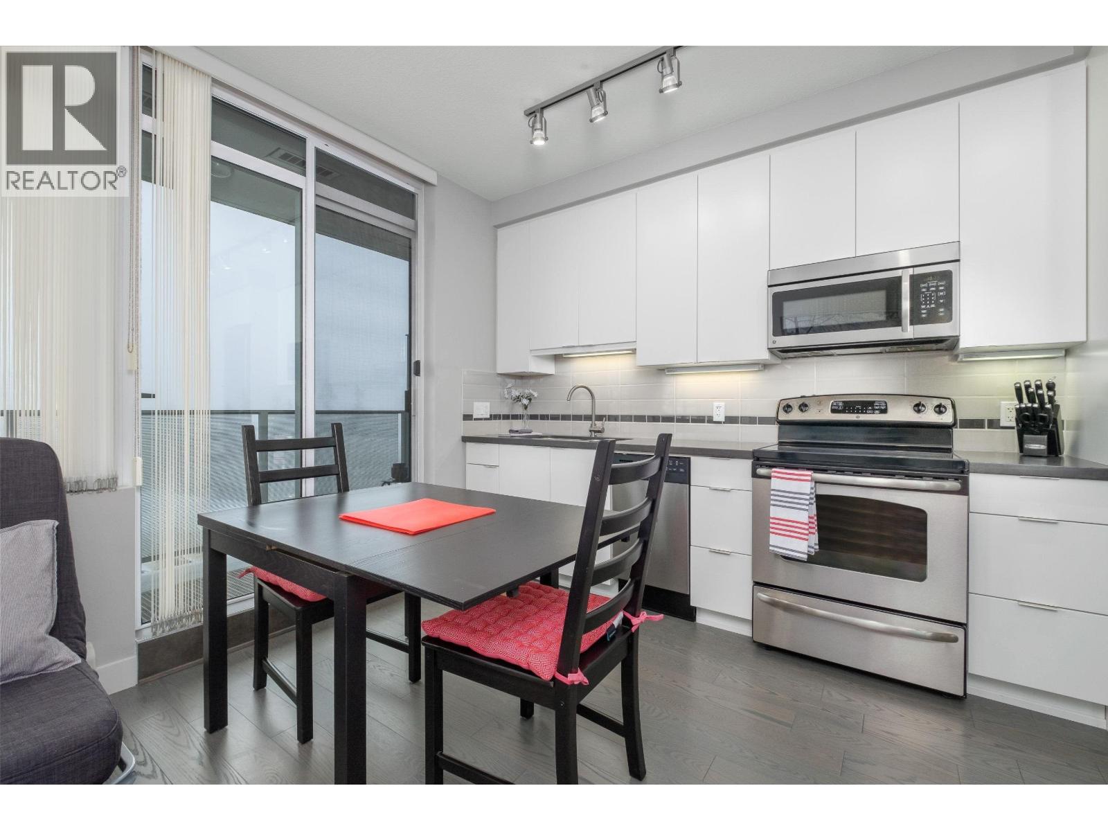 708 9025 Highland Court, Burnaby, British Columbia  V5A 0A8 - Photo 6 - R3102945