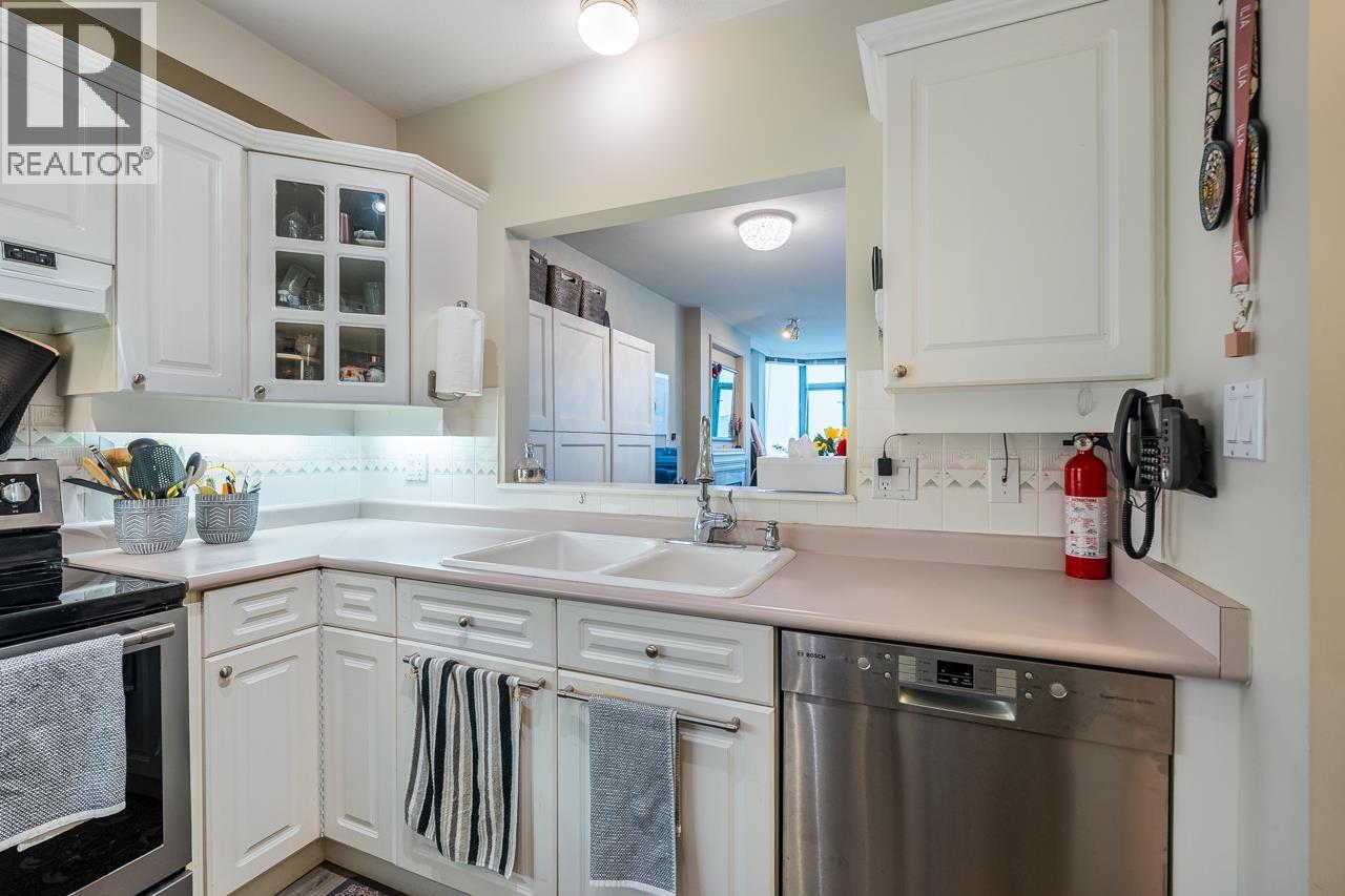 903 140 E 14th Street, North Vancouver, British Columbia  V7L 2N3 - Photo 8 - R3102966