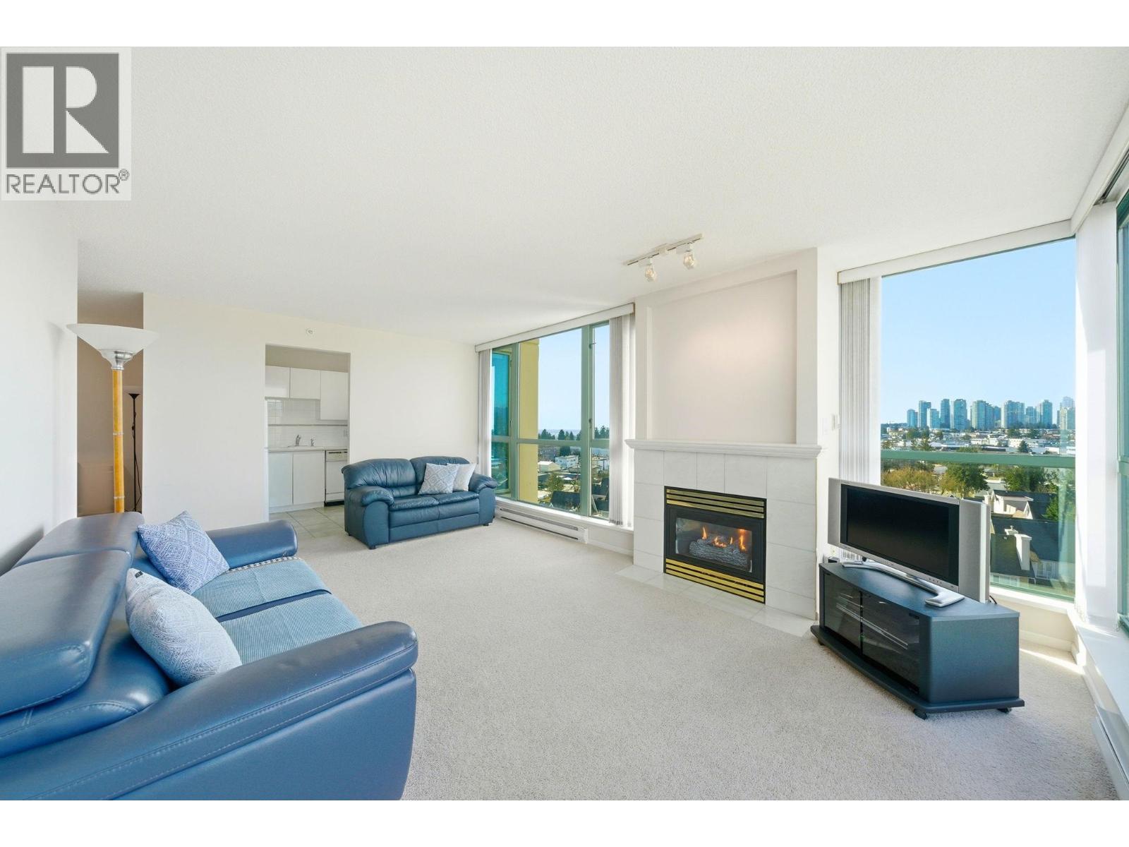 1003 6622 Southoaks Crescent, Burnaby, British Columbia  V5E 4K2 - Photo 4 - R3102981