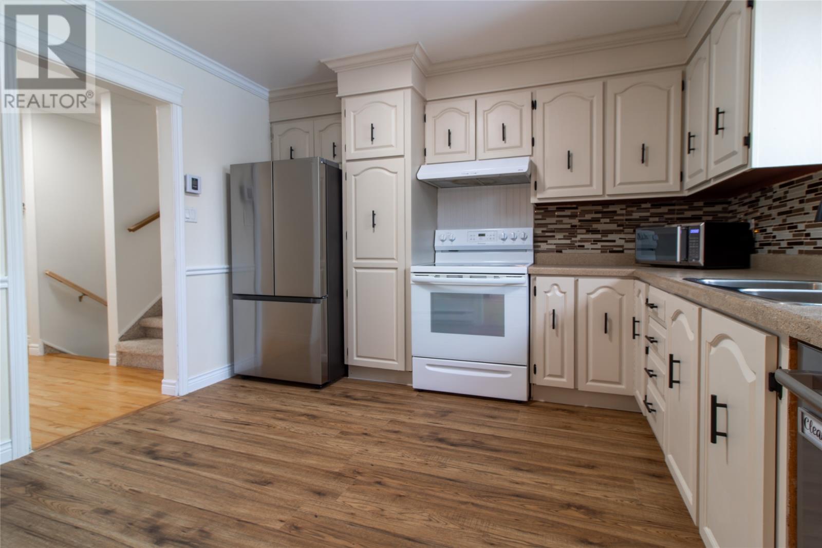 34 Clearview Heights, Paradise, Newfoundland & Labrador  A1L 1T7 - Photo 4 - 1295483