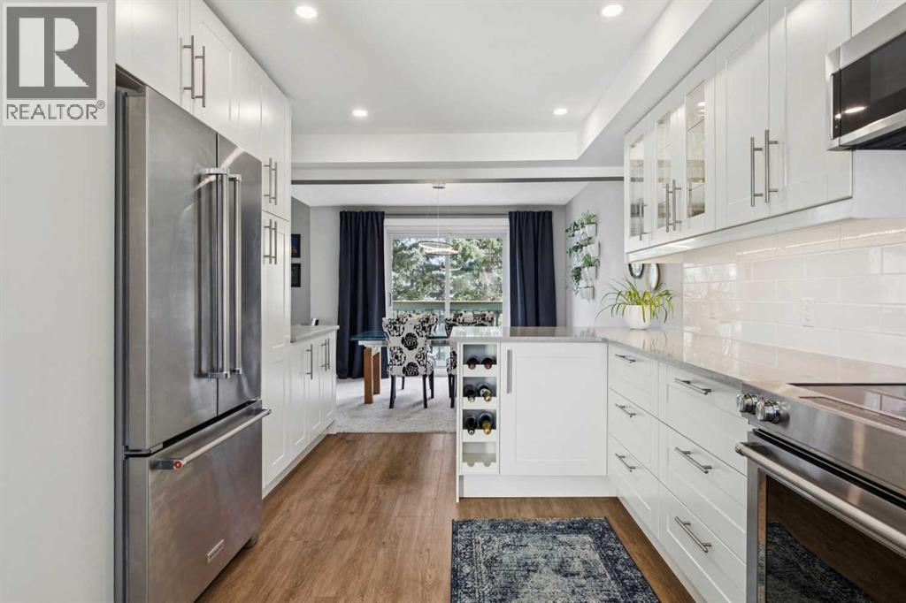 245 Sandringham Road Nw, Calgary, Alberta  T3K 3Z1 - Photo 11 - A2294154