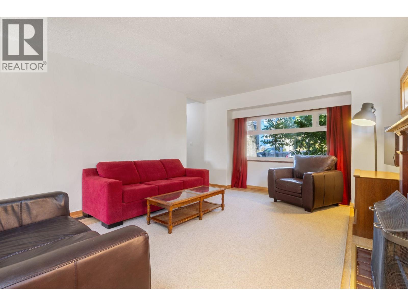 2268 E 7th Avenue, Vancouver, British Columbia  V5N 1S7 - Photo 2 - R3102943