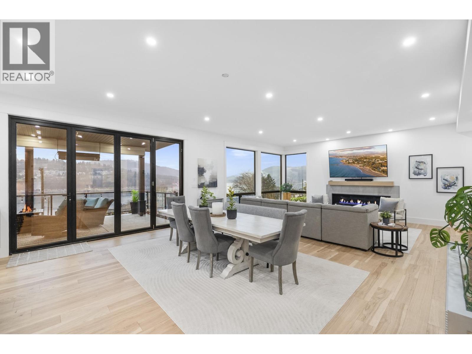 1007 Ioco Road, Port Moody, British Columbia  V3H 2W9 - Photo 10 - R3102975