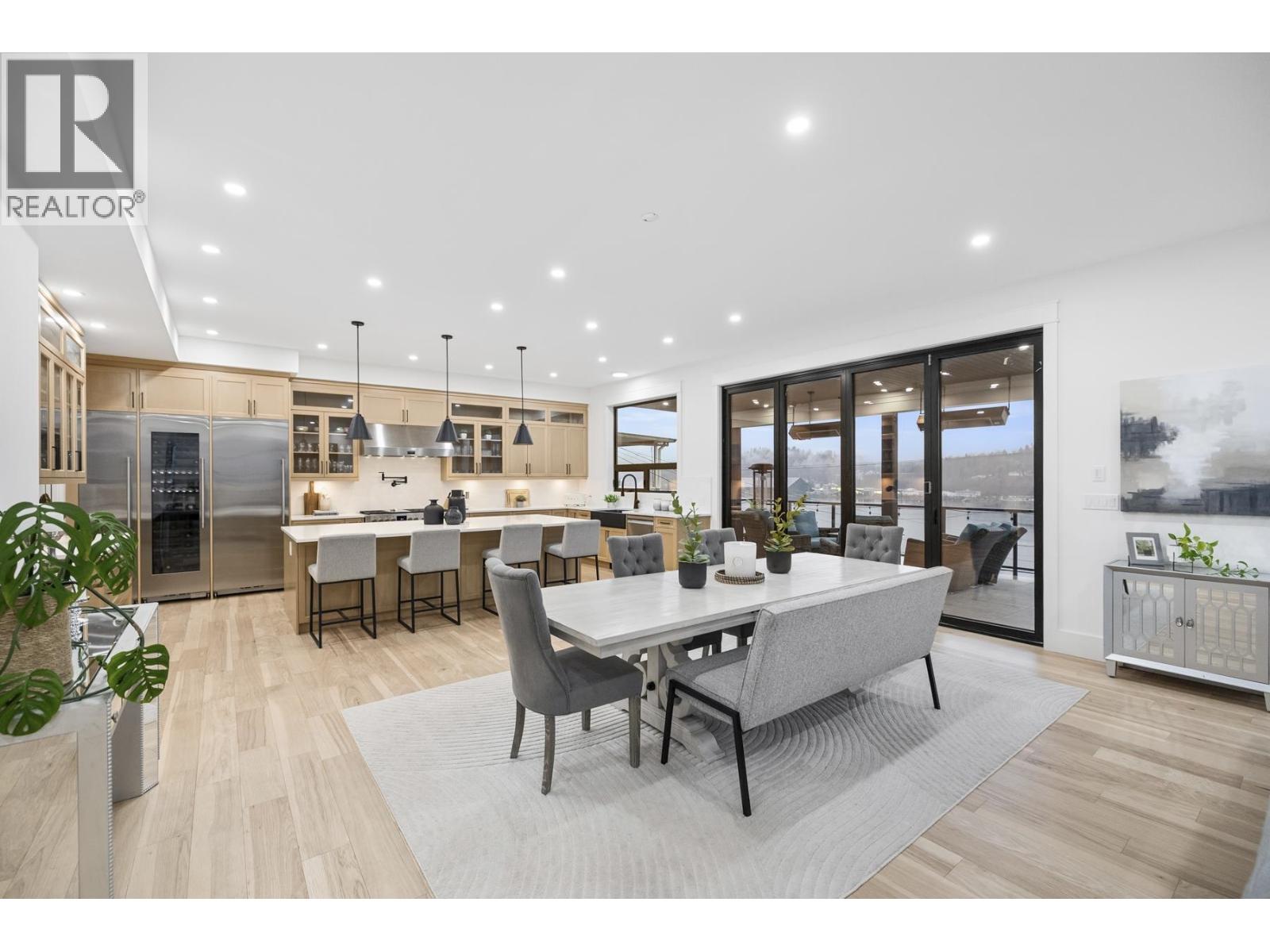 1007 Ioco Road, Port Moody, British Columbia  V3H 2W9 - Photo 11 - R3102975