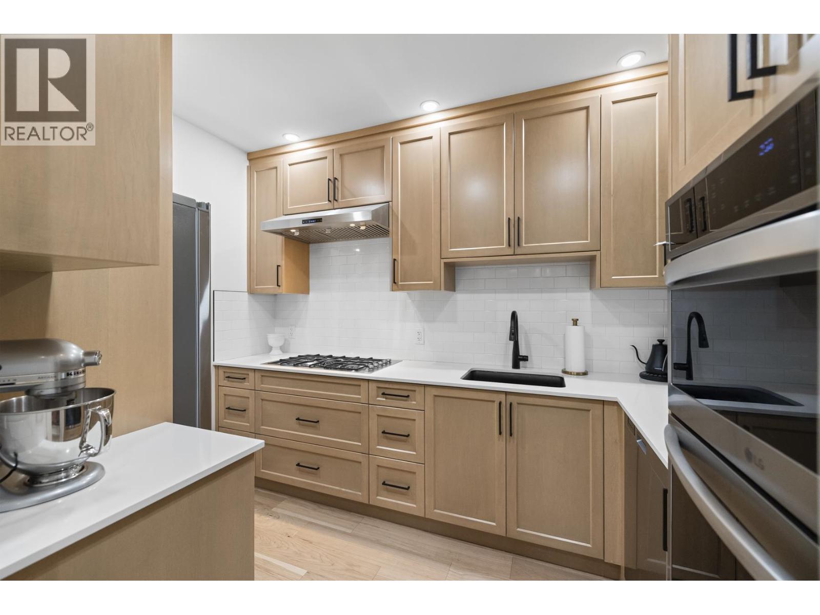 1007 Ioco Road, Port Moody, British Columbia  V3H 2W9 - Photo 16 - R3102975