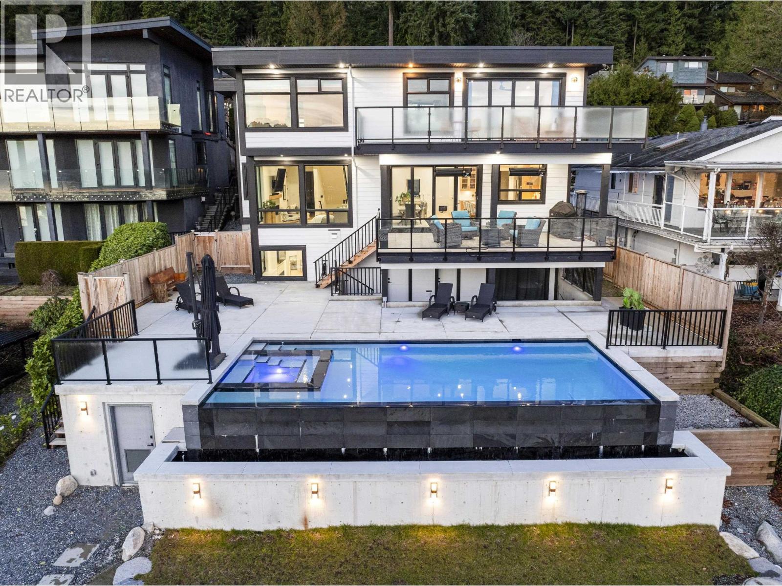 1007 Ioco Road, Port Moody, British Columbia  V3H 2W9 - Photo 2 - R3102975