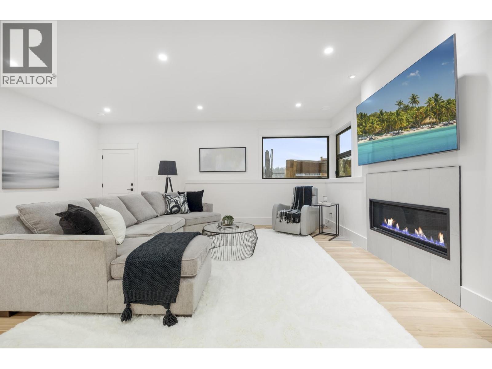 1007 Ioco Road, Port Moody, British Columbia  V3H 2W9 - Photo 34 - R3102975